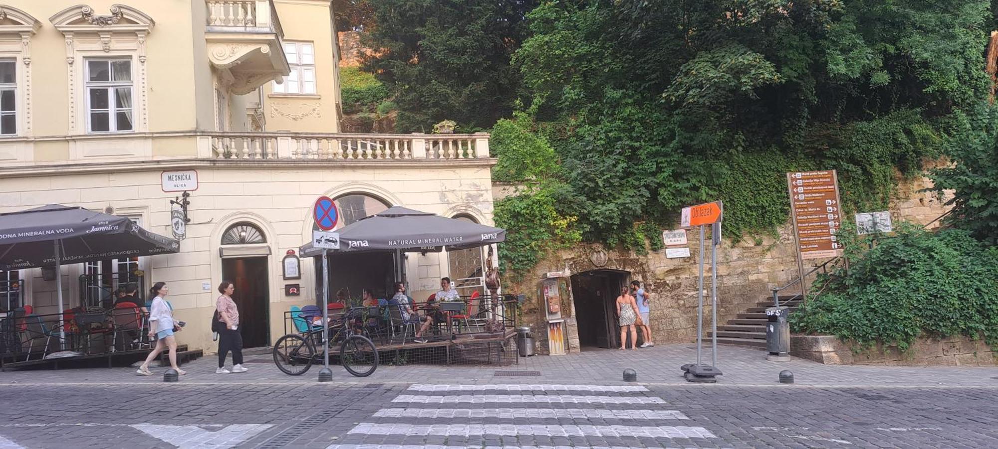 Endless Chanson Zagreb Exterior foto